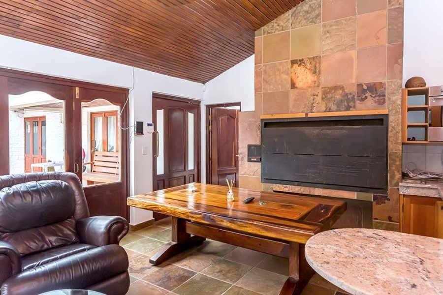 To Let 5 Bedroom Property for Rent in Milnerton Western Cape